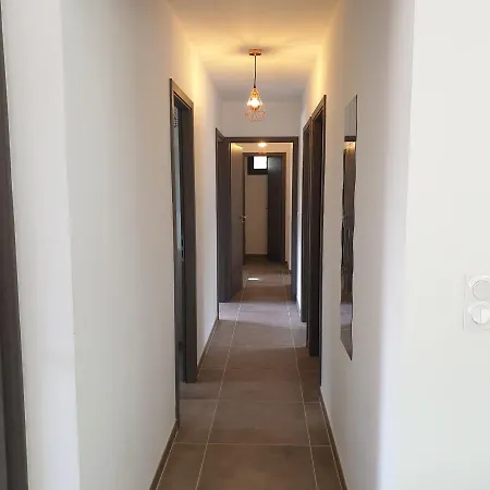 Villa Neuve Dans Un Havre De Paix Piscine Chauffée Clim Proche Rivière *