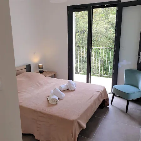 Neuve Dans Un Havre De Paix Piscine Chauffée Clim Proche Rivière Villa